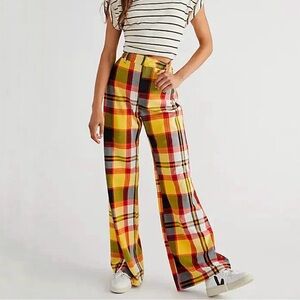 FREE PEOPLE Jules Plaid Wide Leg Flare Trouser Pant in Blackbird Combo